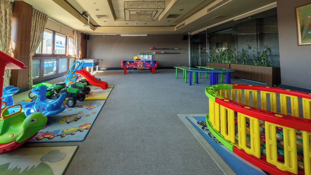 Teymur Continental Hotel 39/46
