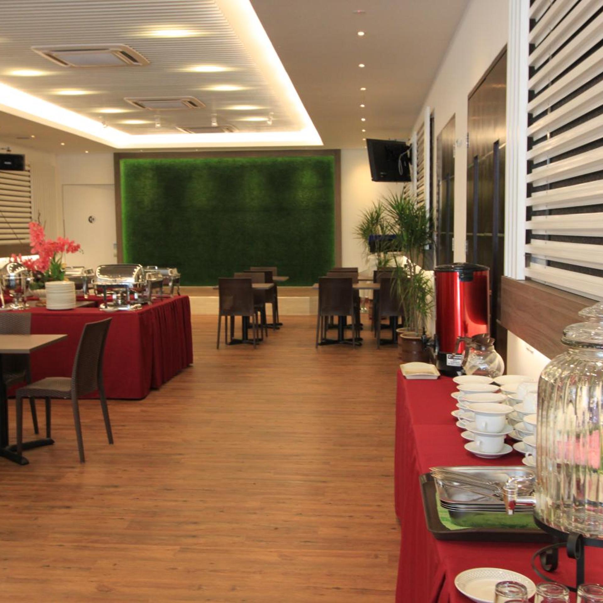 Molek Garden Hotel 45/58