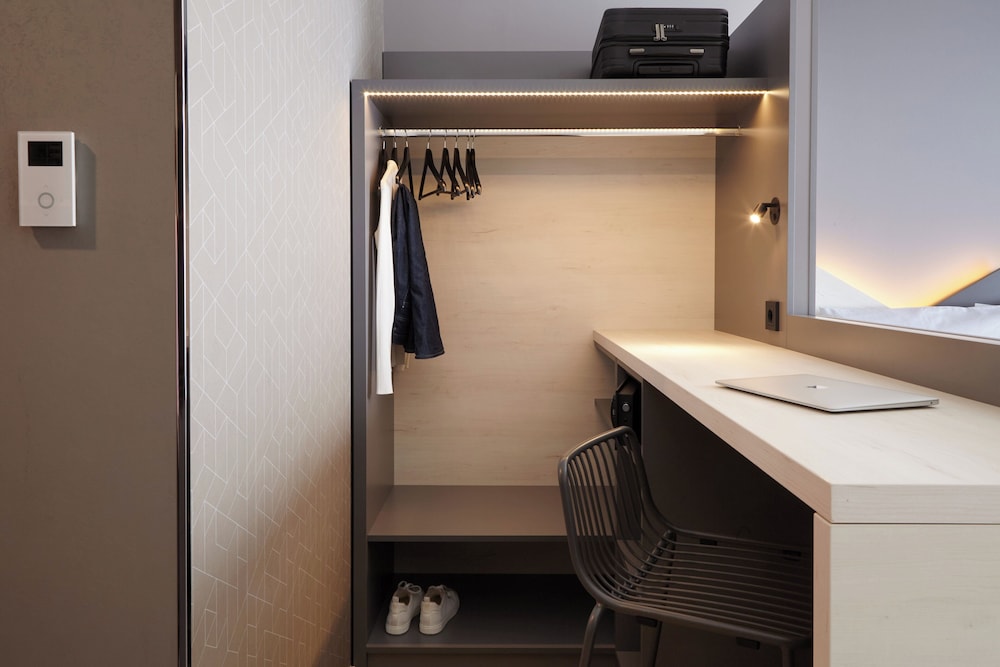 Aparthotel Candlewood Suites Duesseldorf Airport By Ihg Dusseldorf 33/33