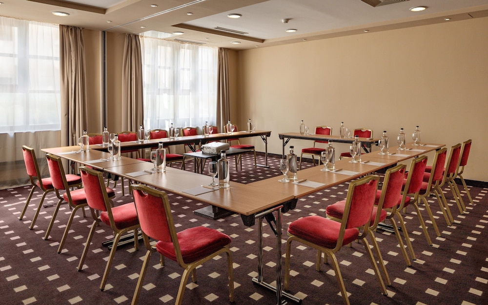Verdi Budapest Aquincum 55/66