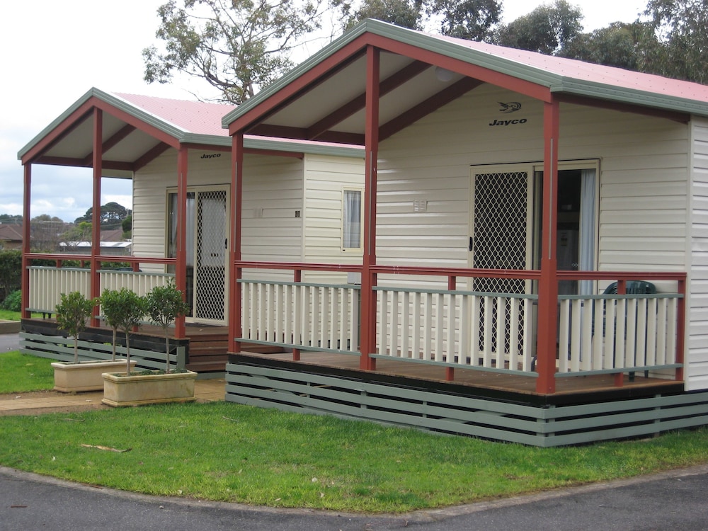 Warrnambool Motel And Holiday Park 1/74