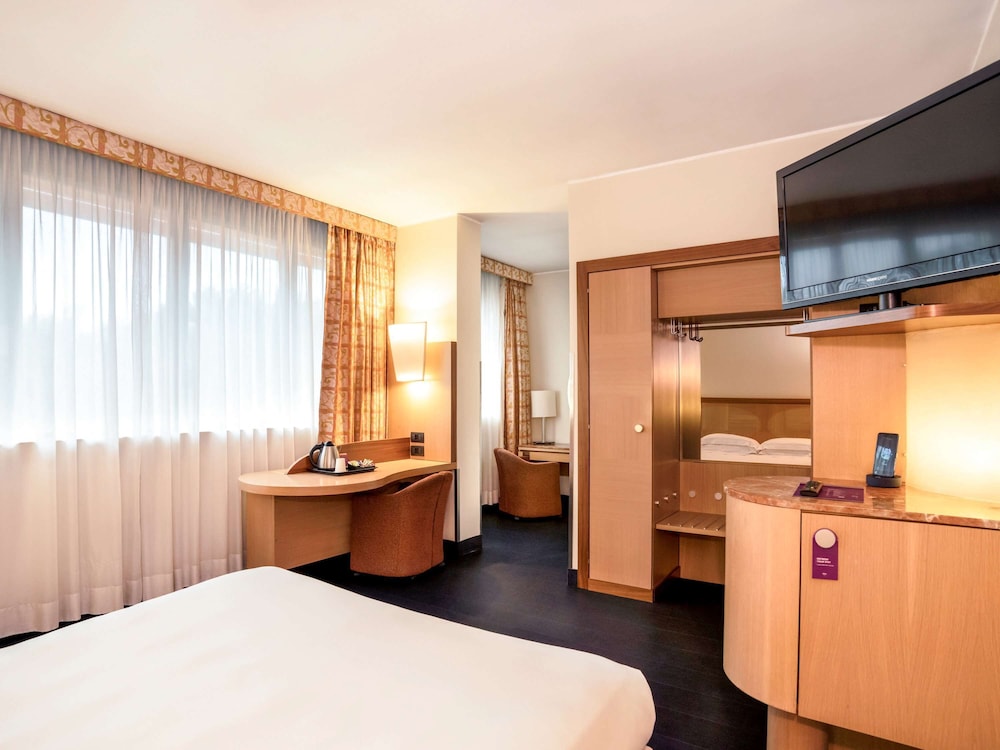 SUPERIOR, DOUBLE BED