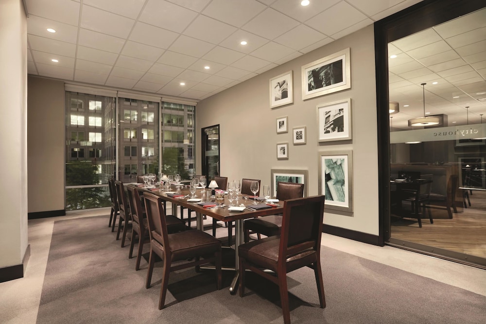 Hyatt Centric Arlington 56/73