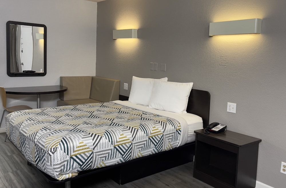 Motel6 Sallisaw, OK 24/38