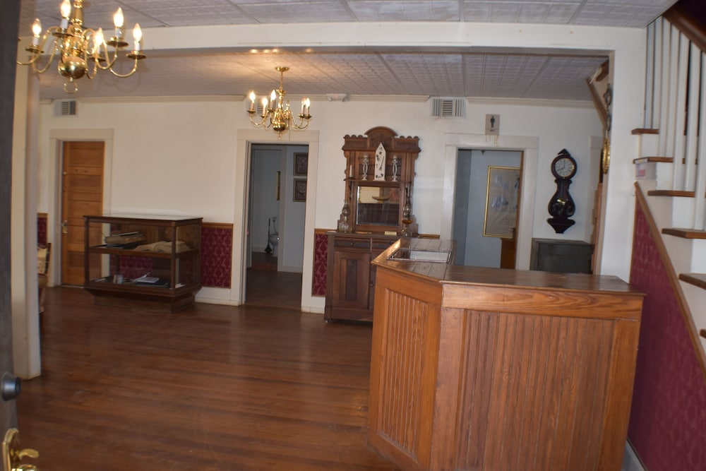The Hotel Texan 4/20