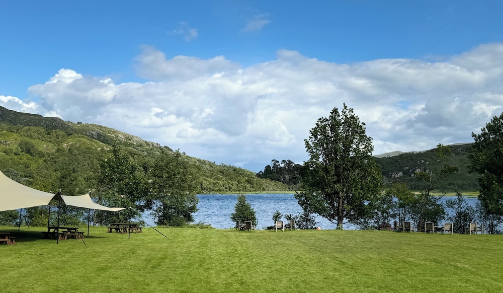 Glenfinnan House Hotel 46/48