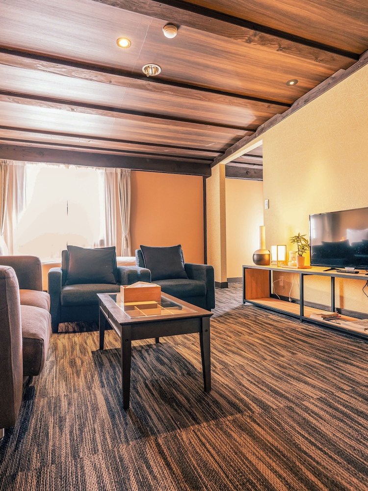 Shakespeare Hotel 34/50