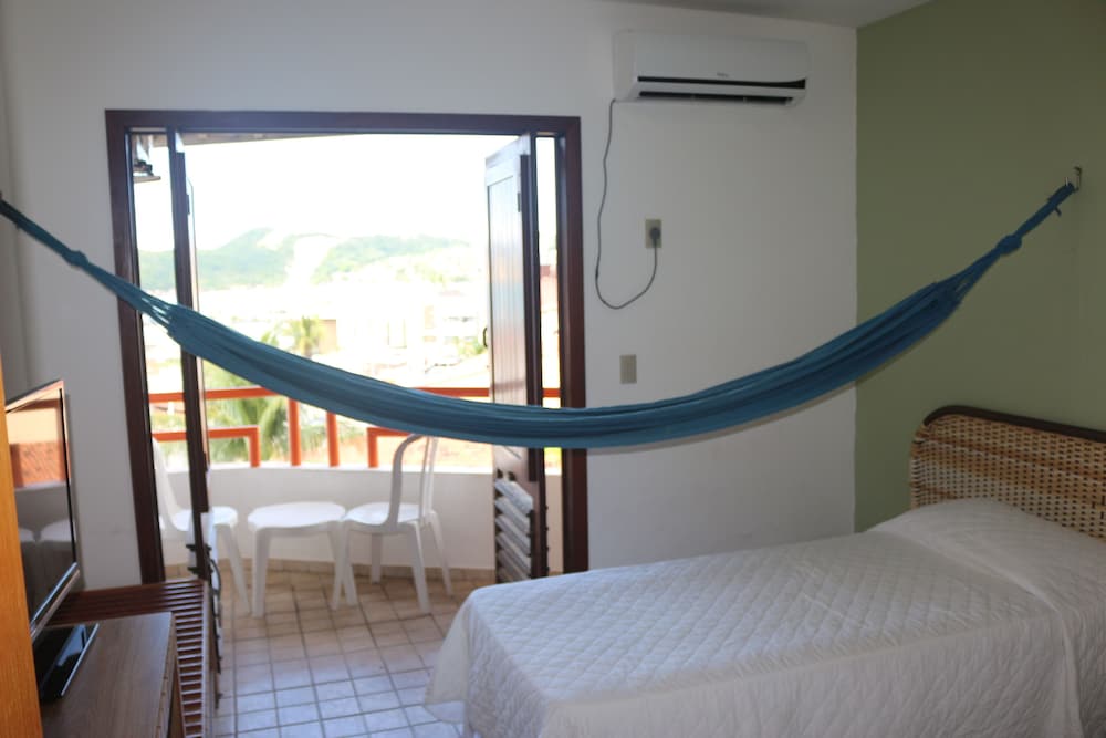 Marambaia Apart Hotel 8/50