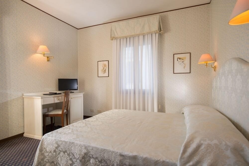 Hotel La Meridiana 23/65