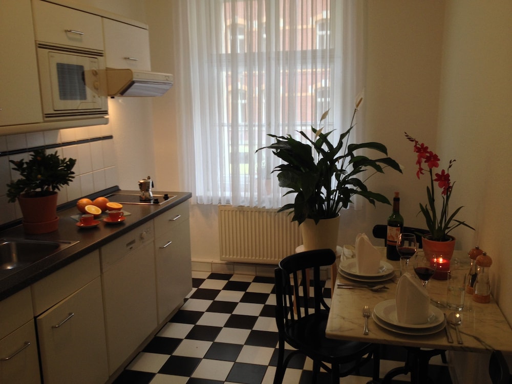 Apartmenthaus Haus Feuerbach 19/23