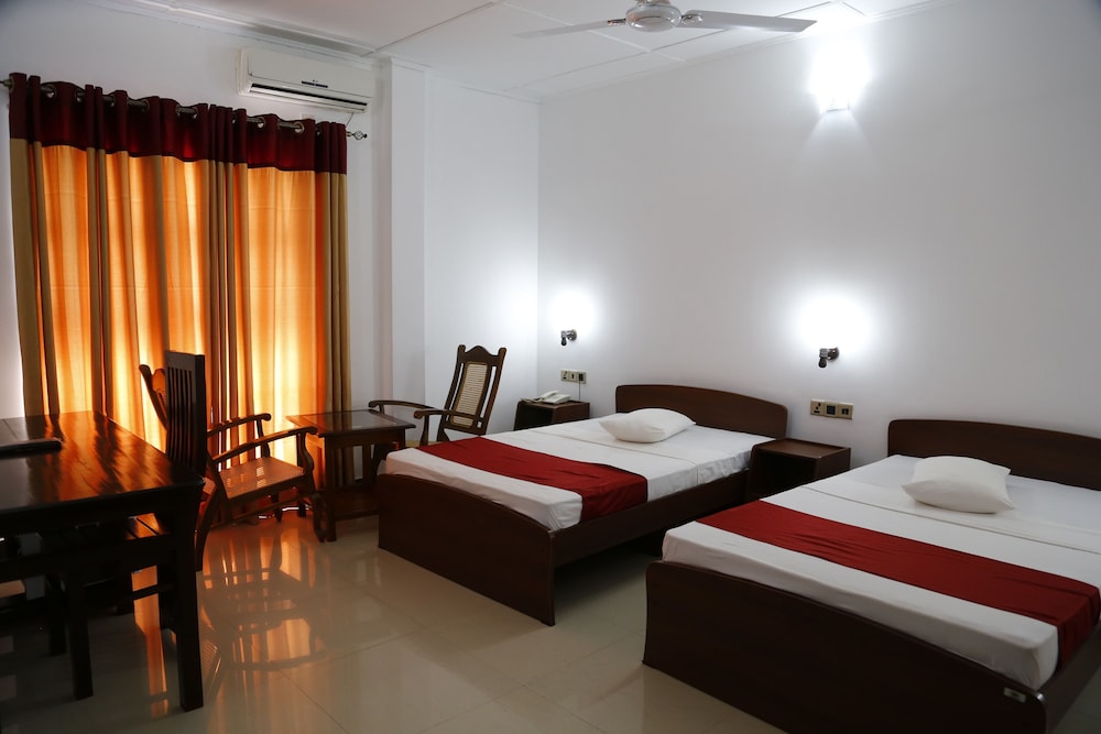 Ananthi Hotels 4/18