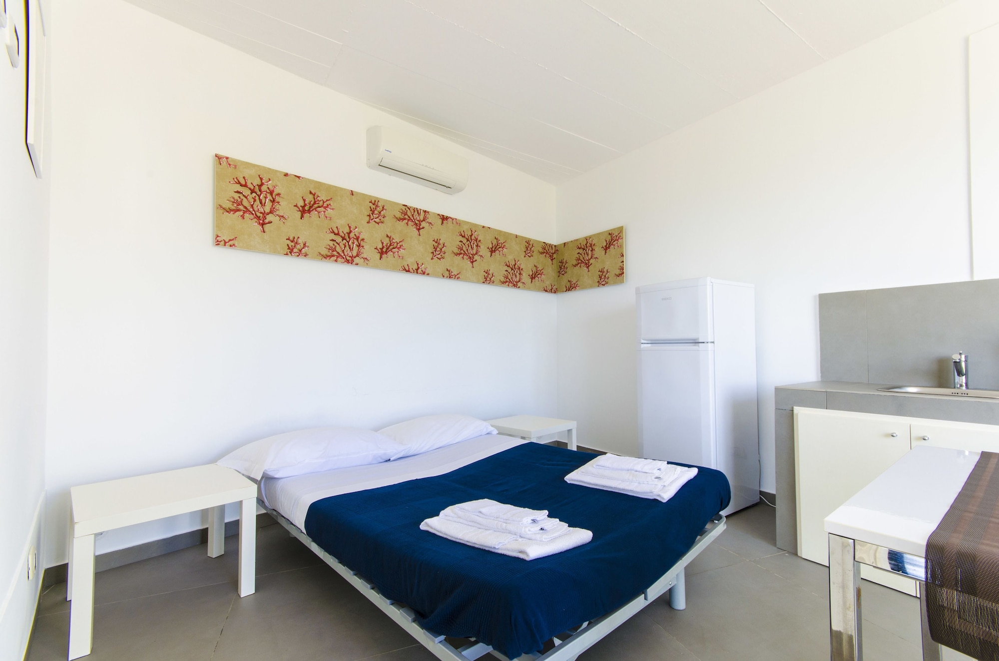 1 Bedroom, Panoramic, Apartment, Double Bed, Sea View, Sofa, Hydromassage, Garden Area
