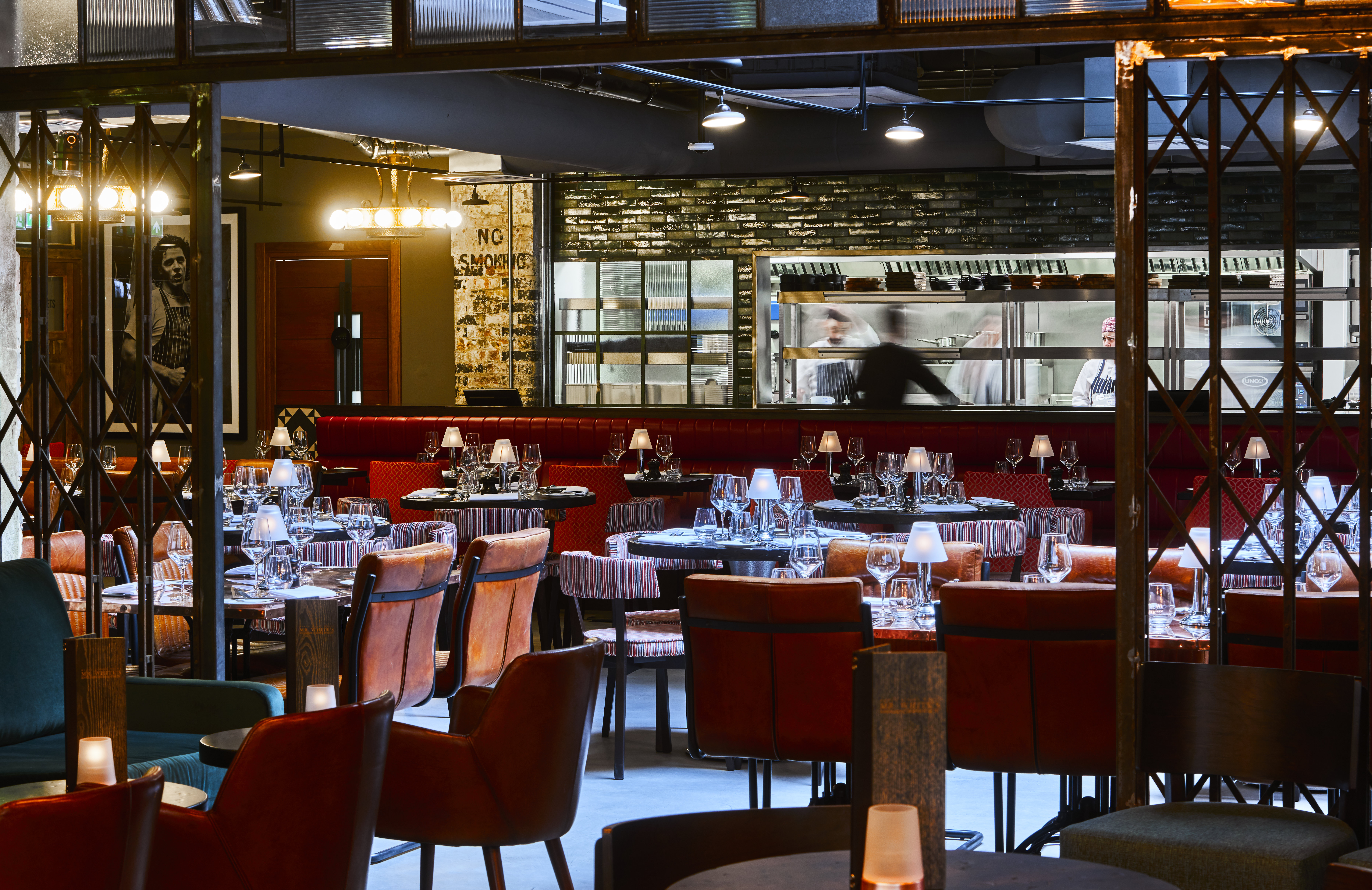 New Road Hotel 44/53