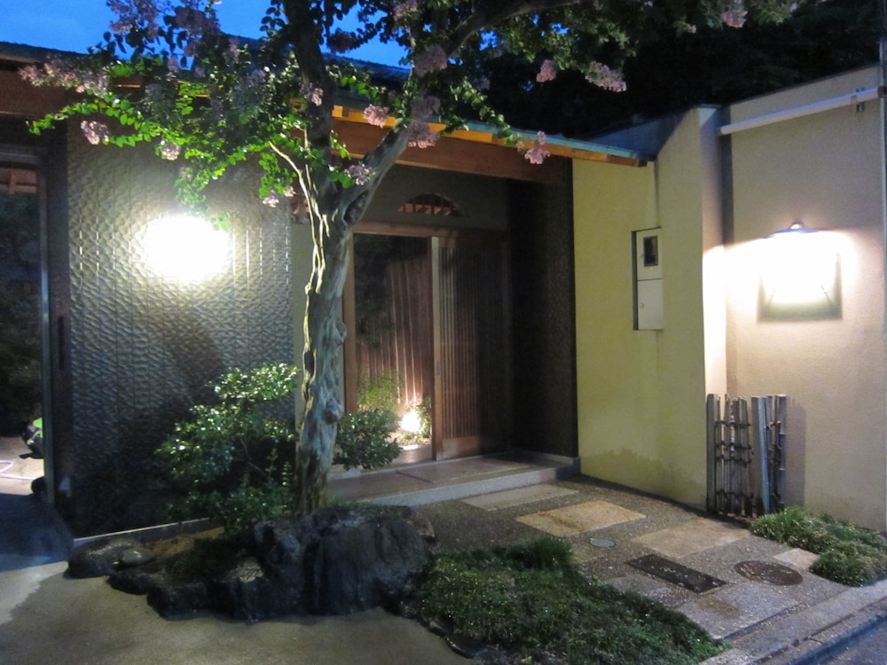 Yadoya Nishijinso 29/64