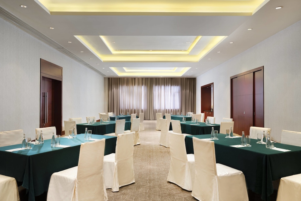 Sheraton Dongguan Hotel 33/35