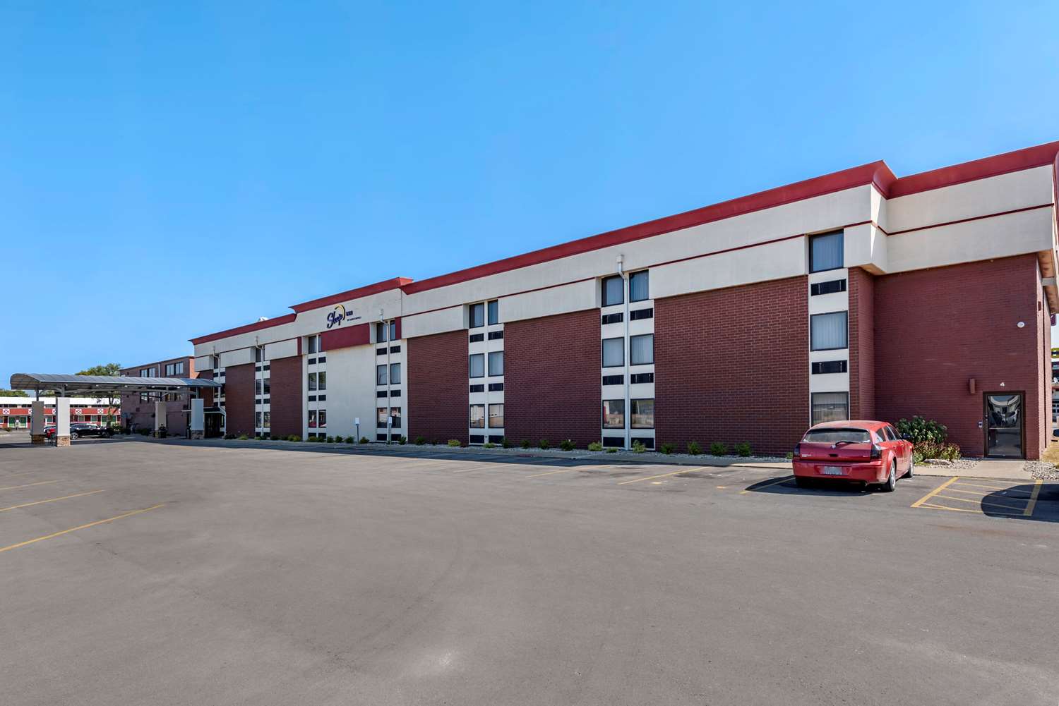 Sleep Inn Terre Haute University Area 24/28