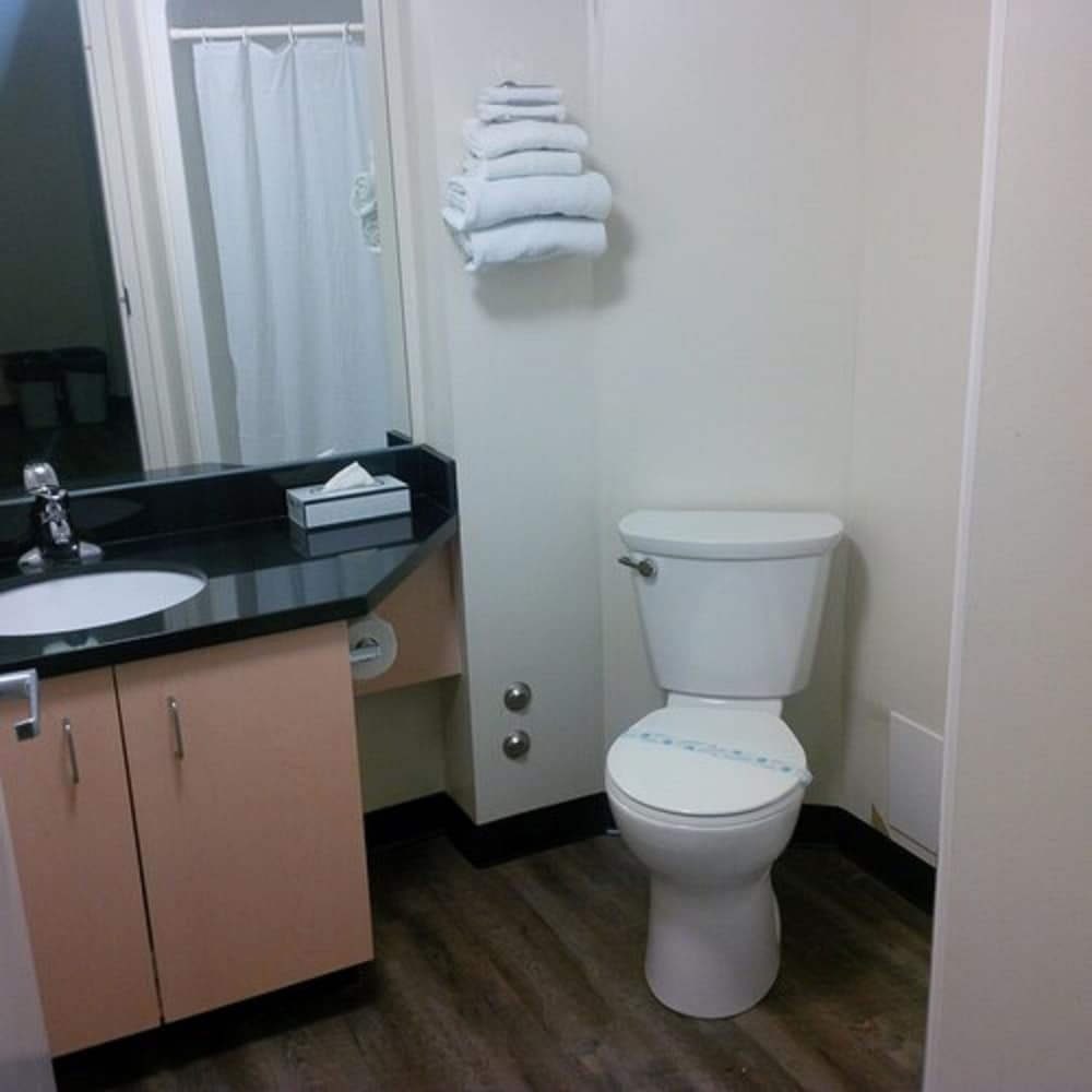 Residence & Conference Centre - Oakville 9/29