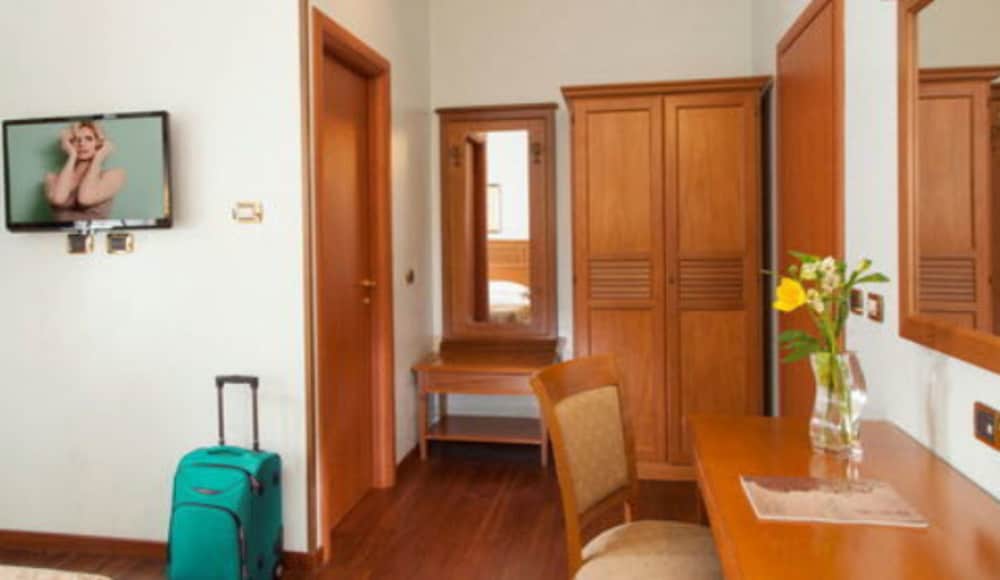 Hotel Piemonte Rome 31/45