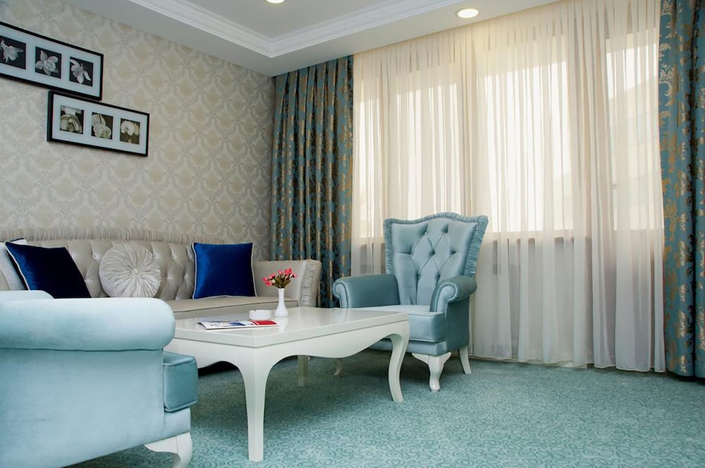 Ramada by Wyndham Baku 28/59