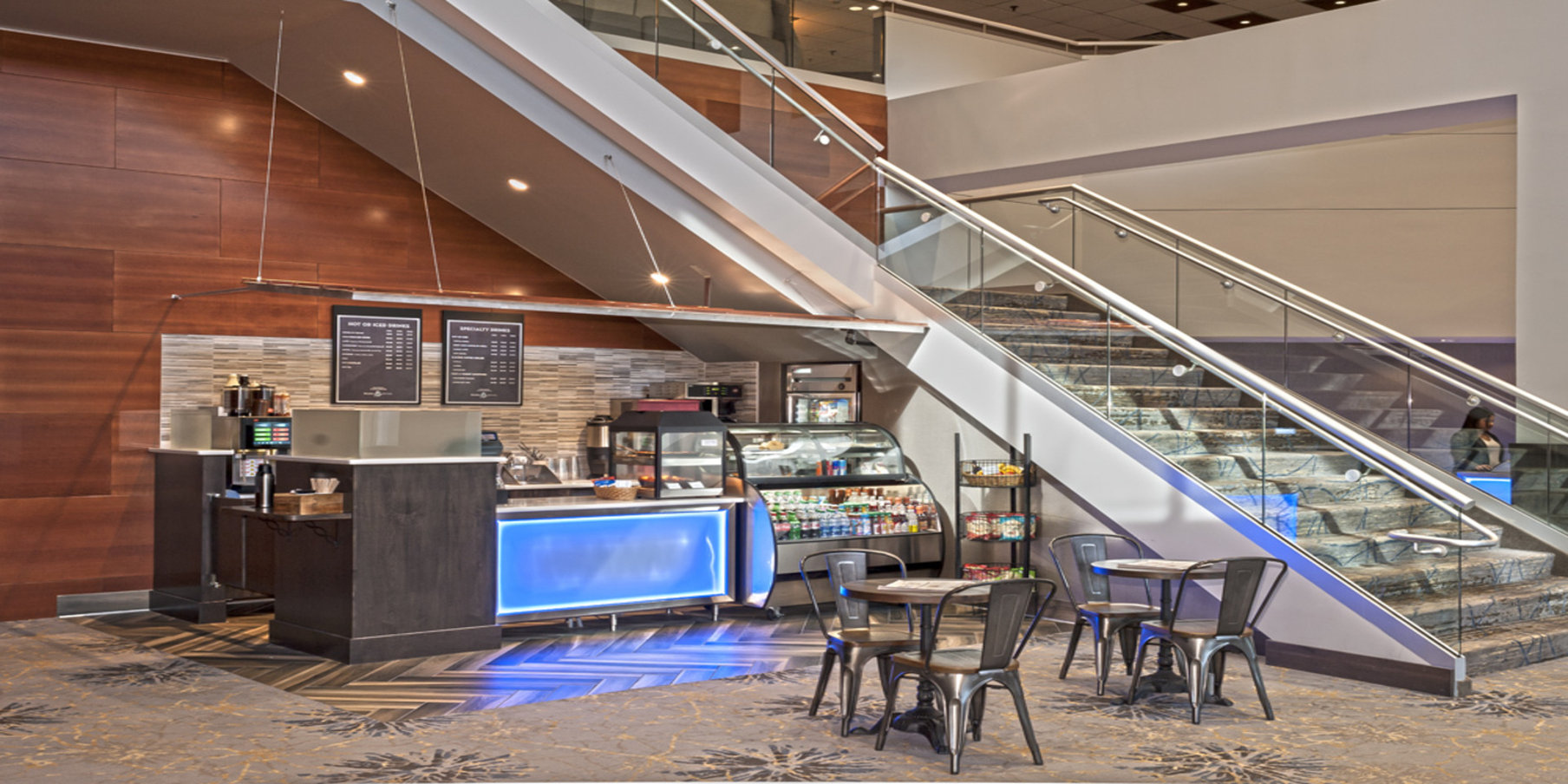 Crowne Plaza Suites Msp Airport Mall Of America 7/50