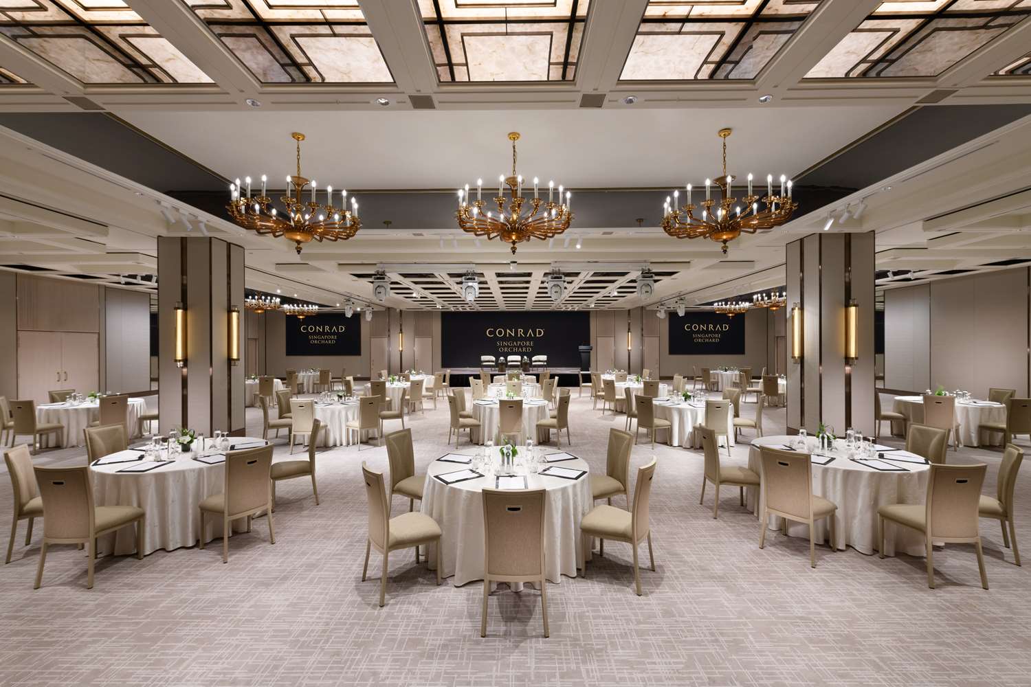 Conrad Singapore Orchard 23/24
