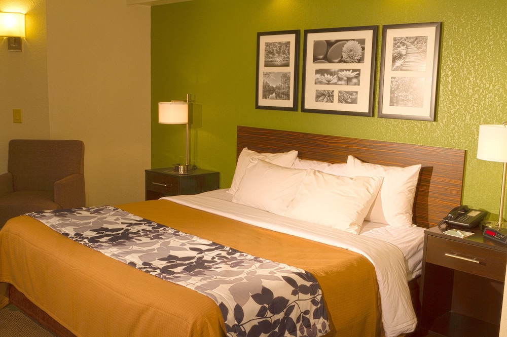 Sleep Inn Suites Buffalo Airport 8/63