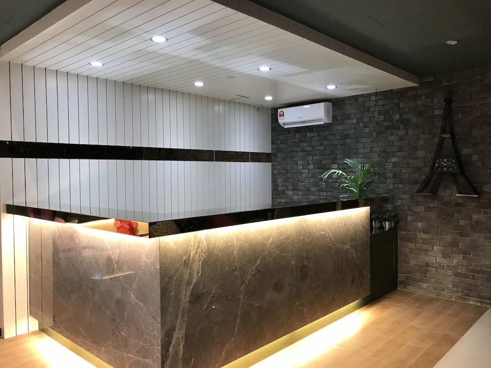Hotel 99 - Kota Kemuning 8/67