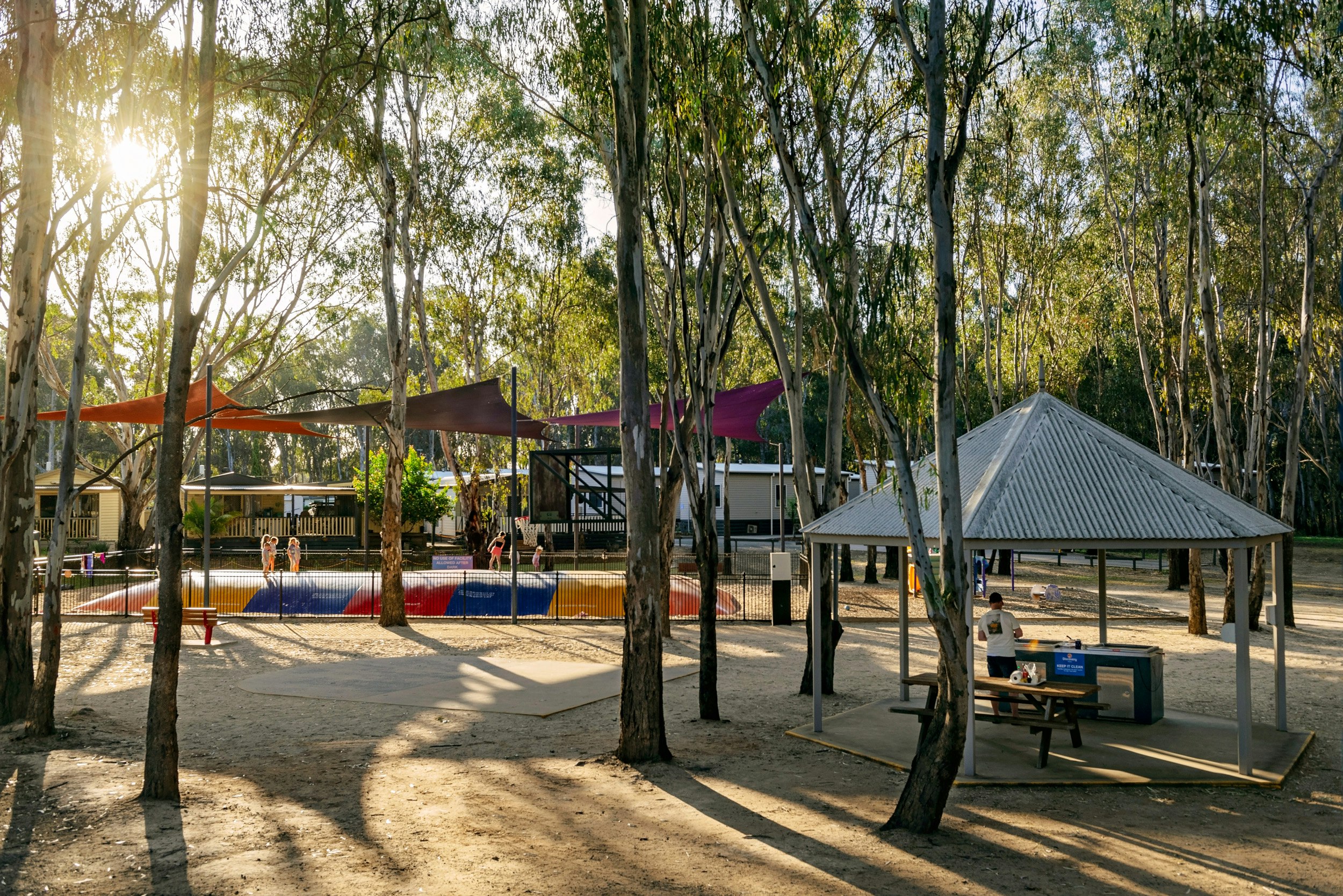 DISCOVERY PARKS - ECHUCA 35/38