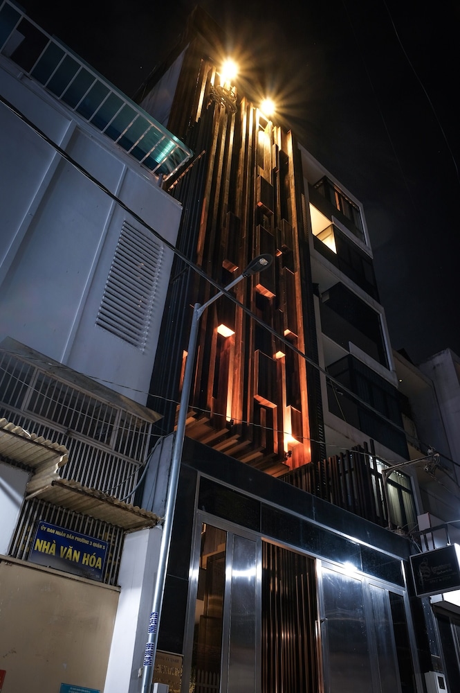 Signature Boutique Hotel 2/50