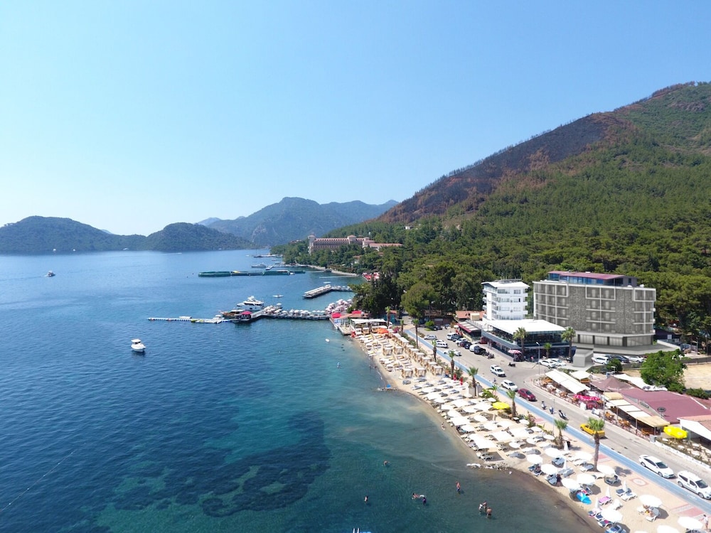 Class Beach Otel 38/50