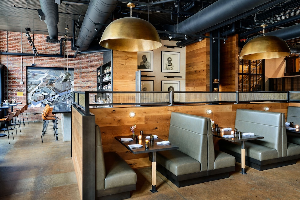Foundry Hotel Asheville Curio Collection By Hilton 42/49