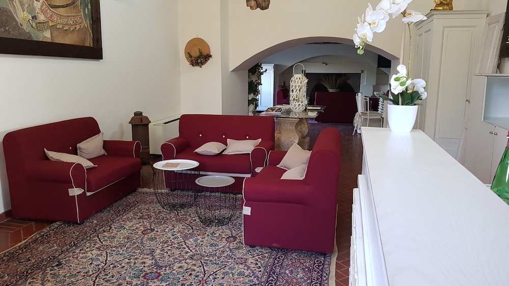 Casina Dei Cari 51/72