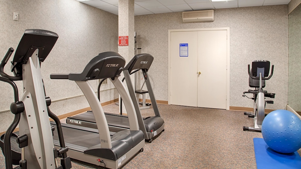 Best Western Plus Morristown Inn 26/40