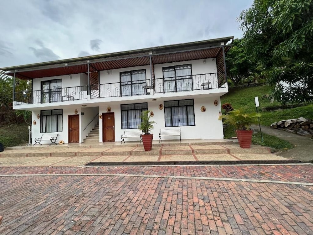 Villeta Resort Hotel 1/47
