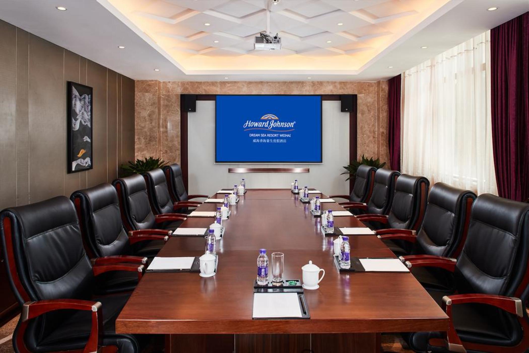 Howard Johnson by Wyndham Dream Sea Resort Weihai 7/12