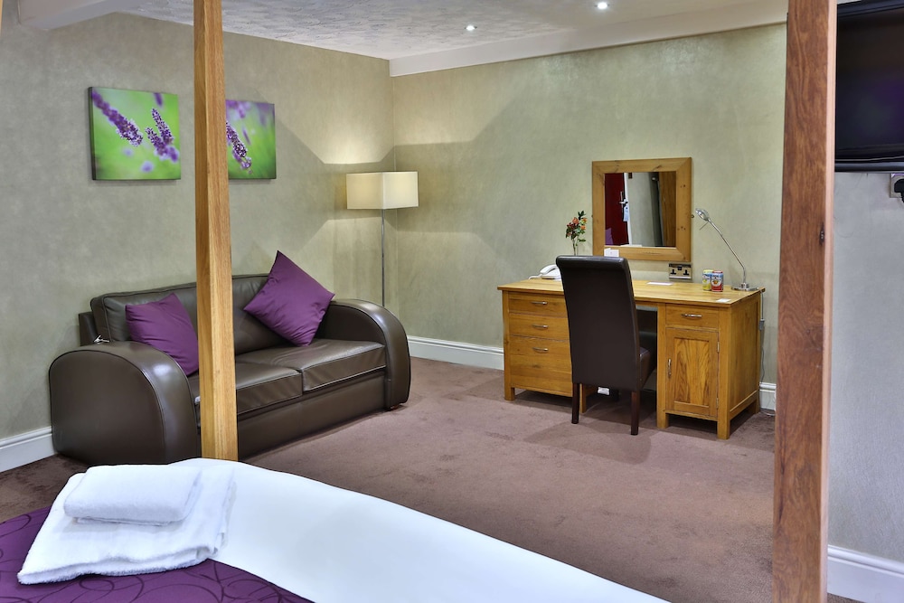 The Old Mill Lavender Hotels 18/47