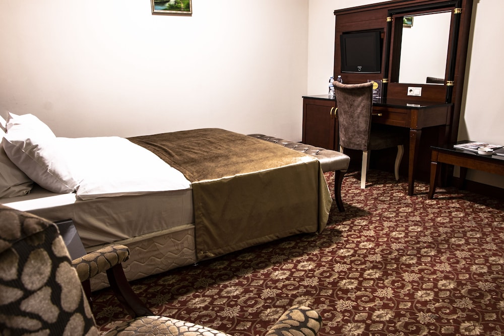 Atropat Old City Hotel 53/71