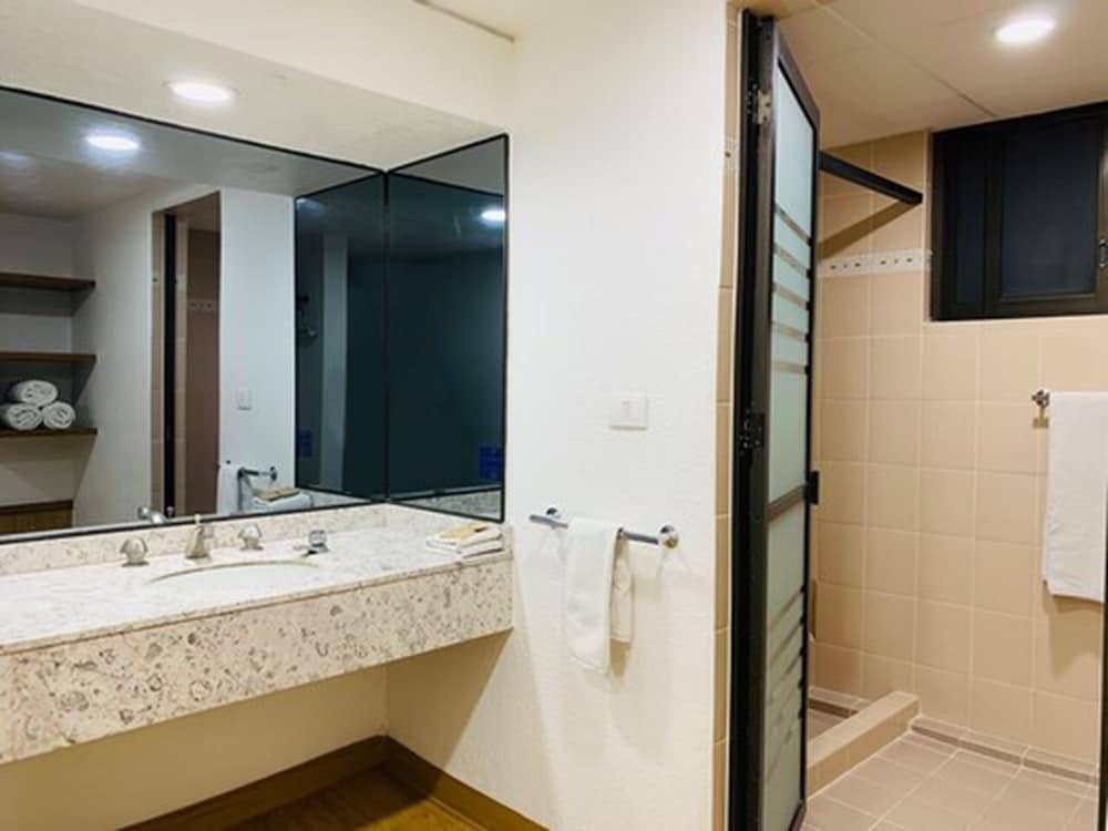 Hotel San Lucas 14/66