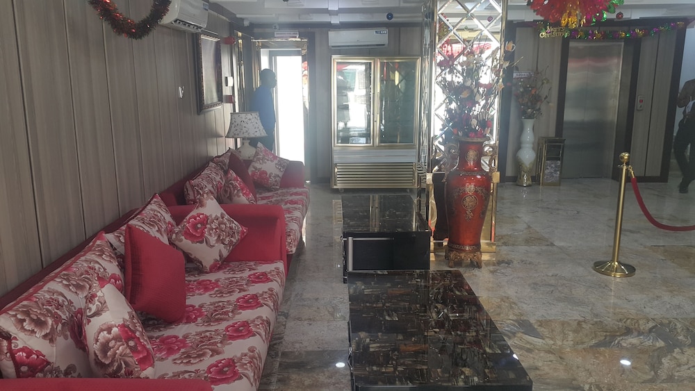 Immaculate Platinum Luxury Resorts 17/32