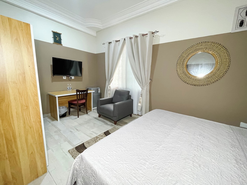 Eden Vale Hotel 19/50