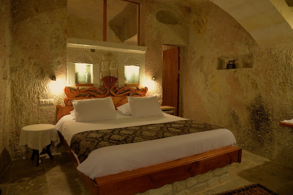 Canyon Cave Hotel 17/69