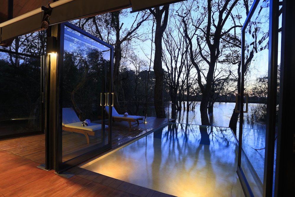 Kalundewa Retreat 23/65