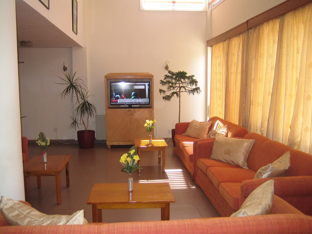 Onisillos Hotel 31/45