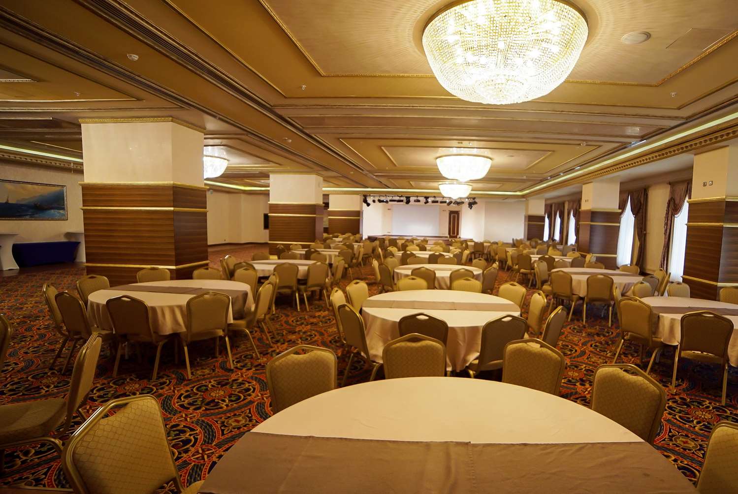 Wyndham Batumi 70/78