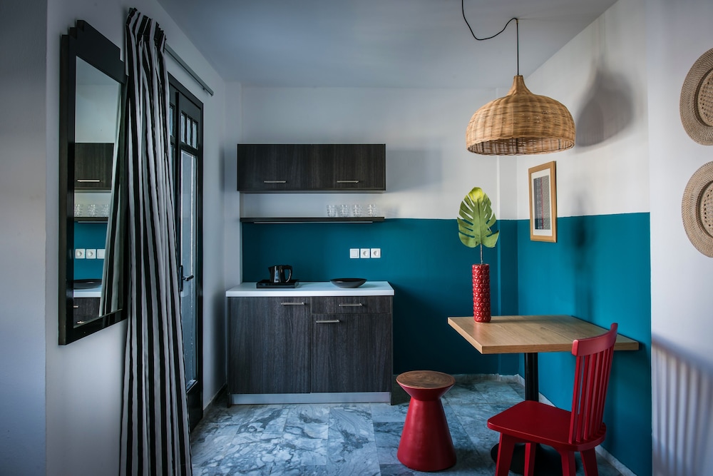 Indigo Suites Collection 35/50