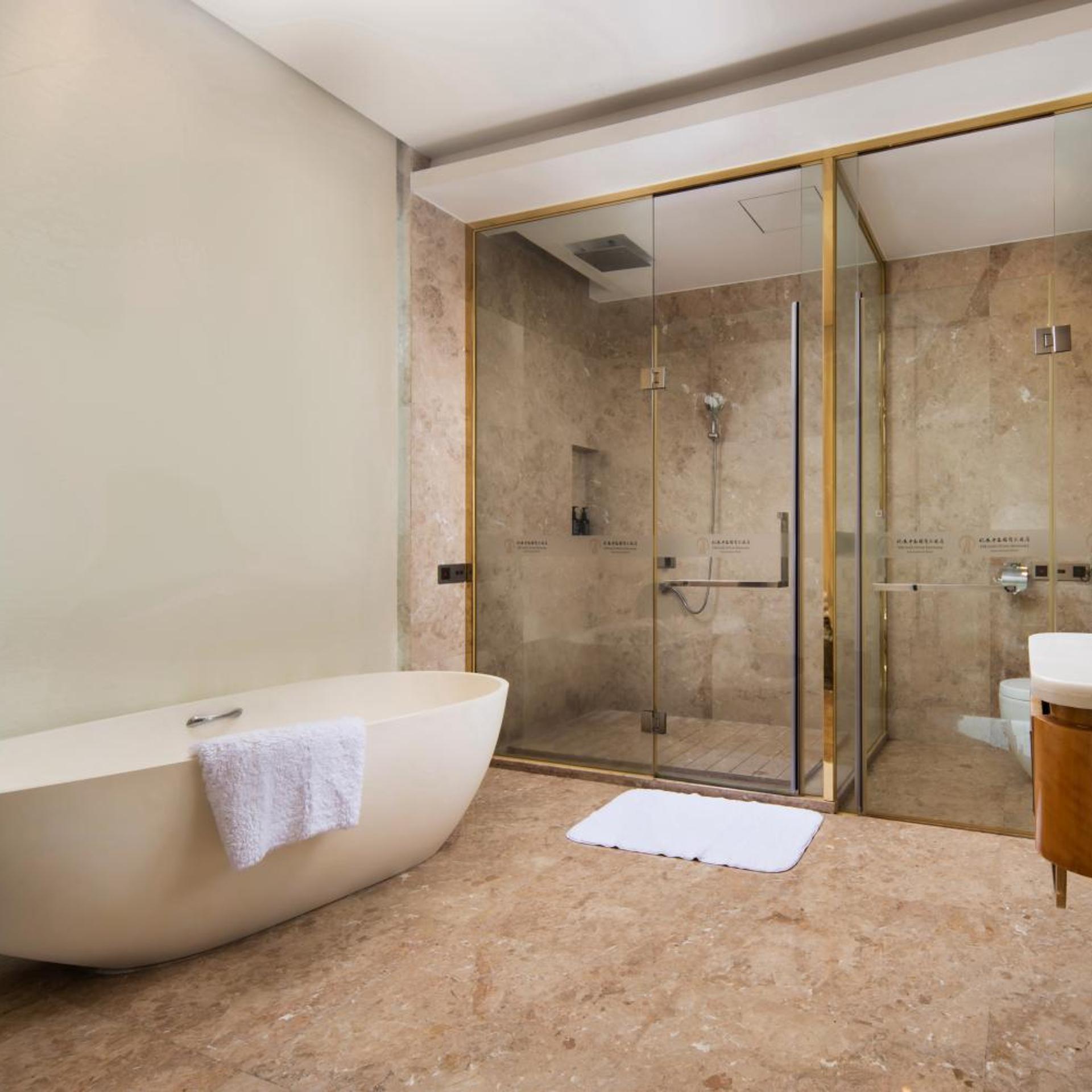 Harmony Hotel Shenzhen 80/82
