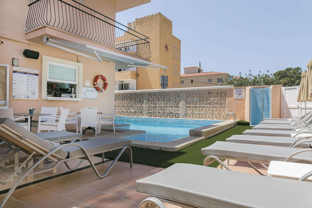 Gabarda Hotel 52/77