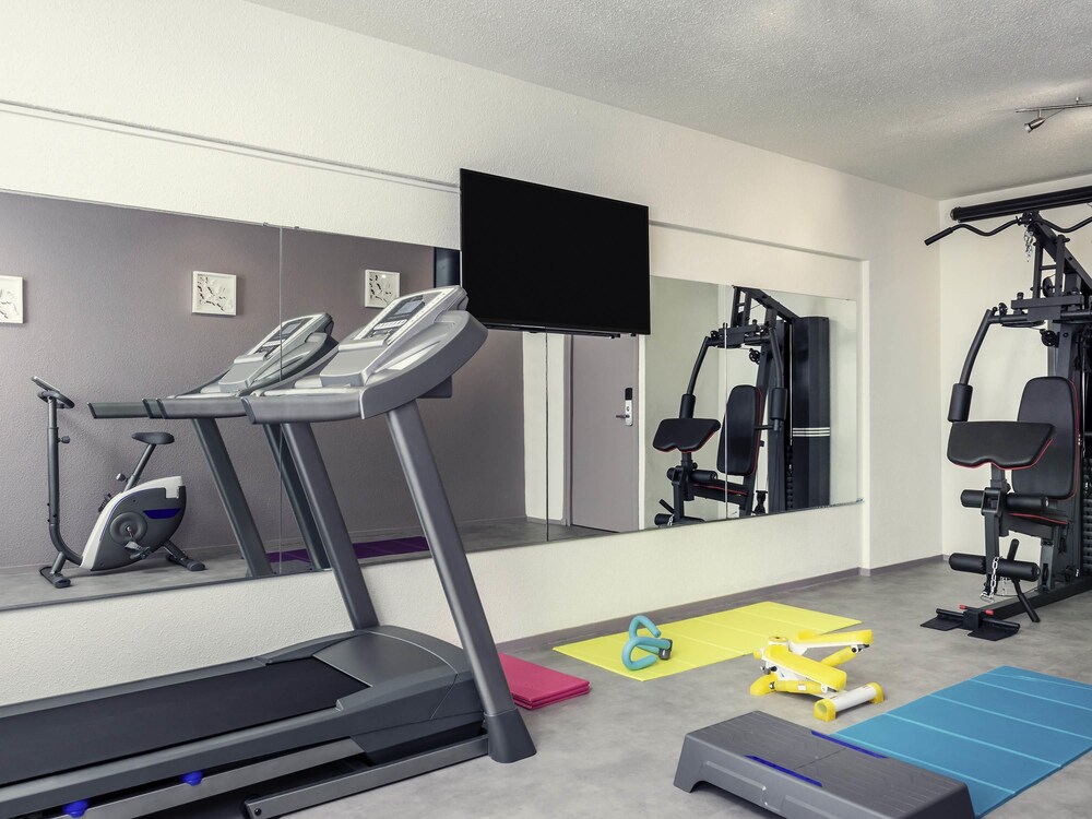 Hotel Mercure Paris Le Bourget 44/74