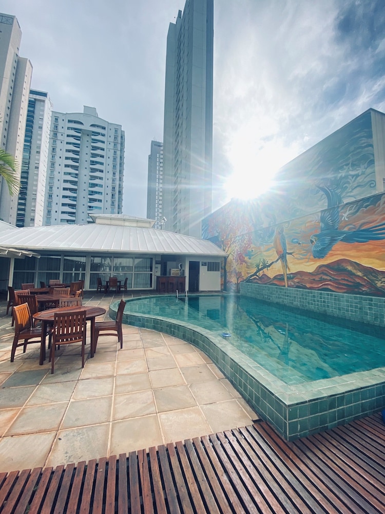 Oitis Hotel 39/63