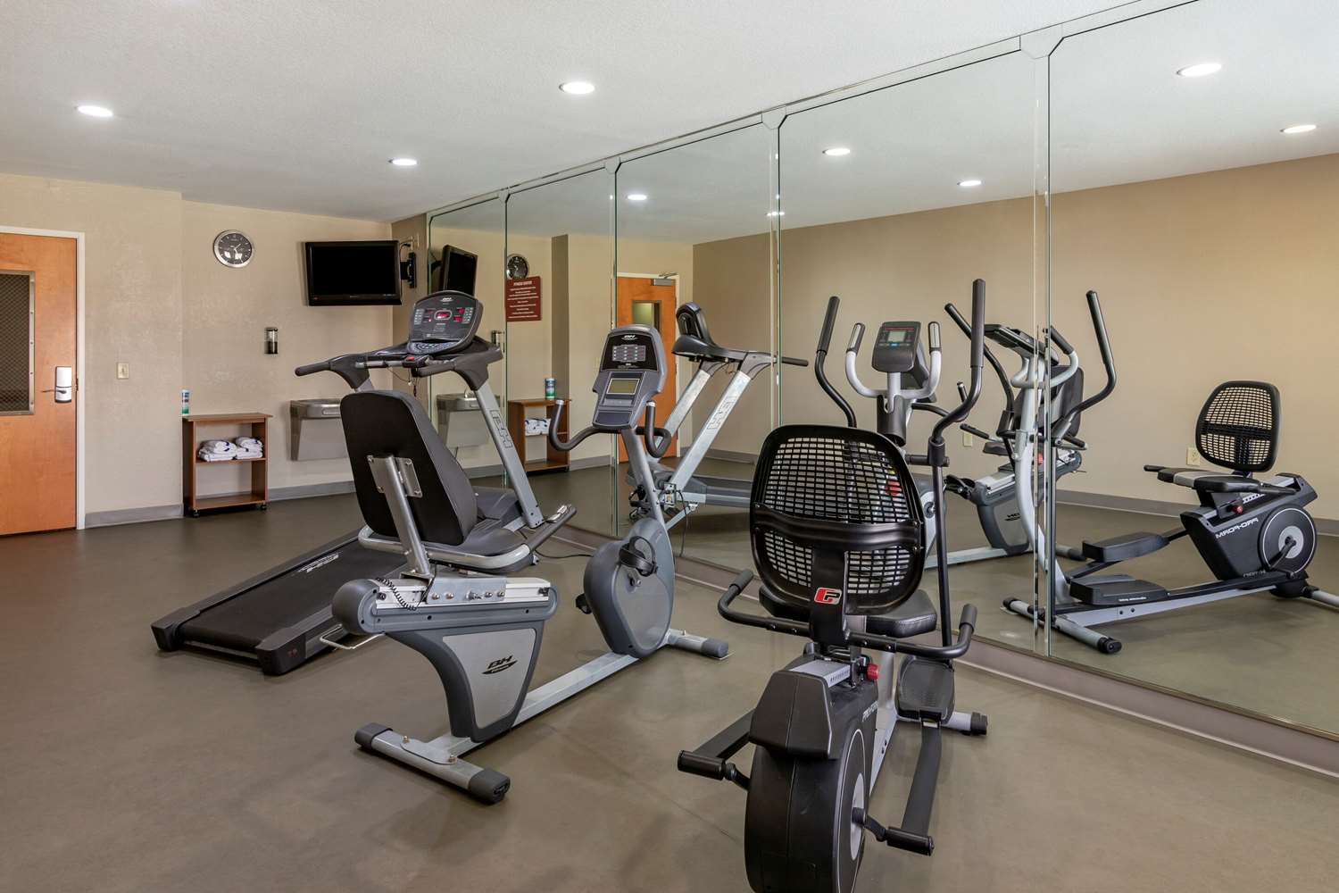 Sleep Inn & Suites Brunswick North, GA 23/31
